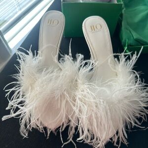 SZ10 JLO/REVOLVE Feather Heels | Bridal